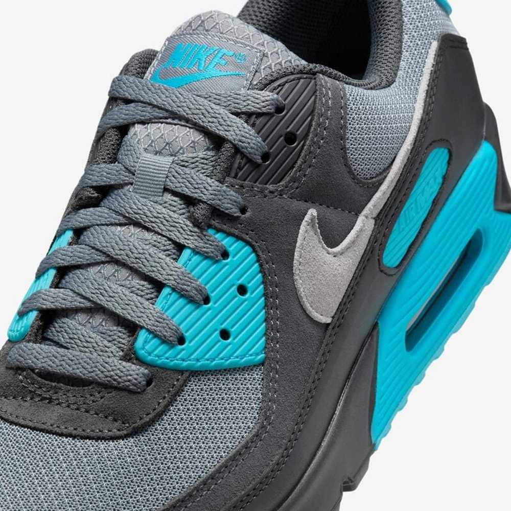 NIKE AIR MAX 90