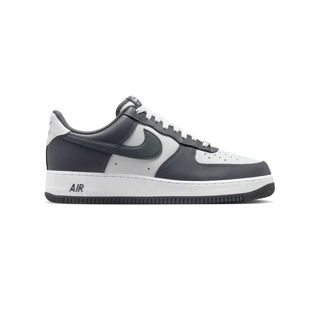 NIKE AIR FORCE 1 07