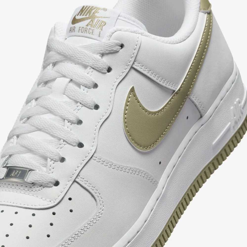 NIKE AIR FORCE 1 '07
