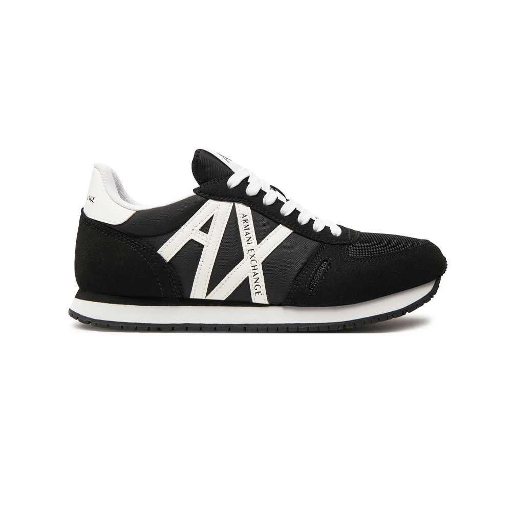 BLACK WHITE
