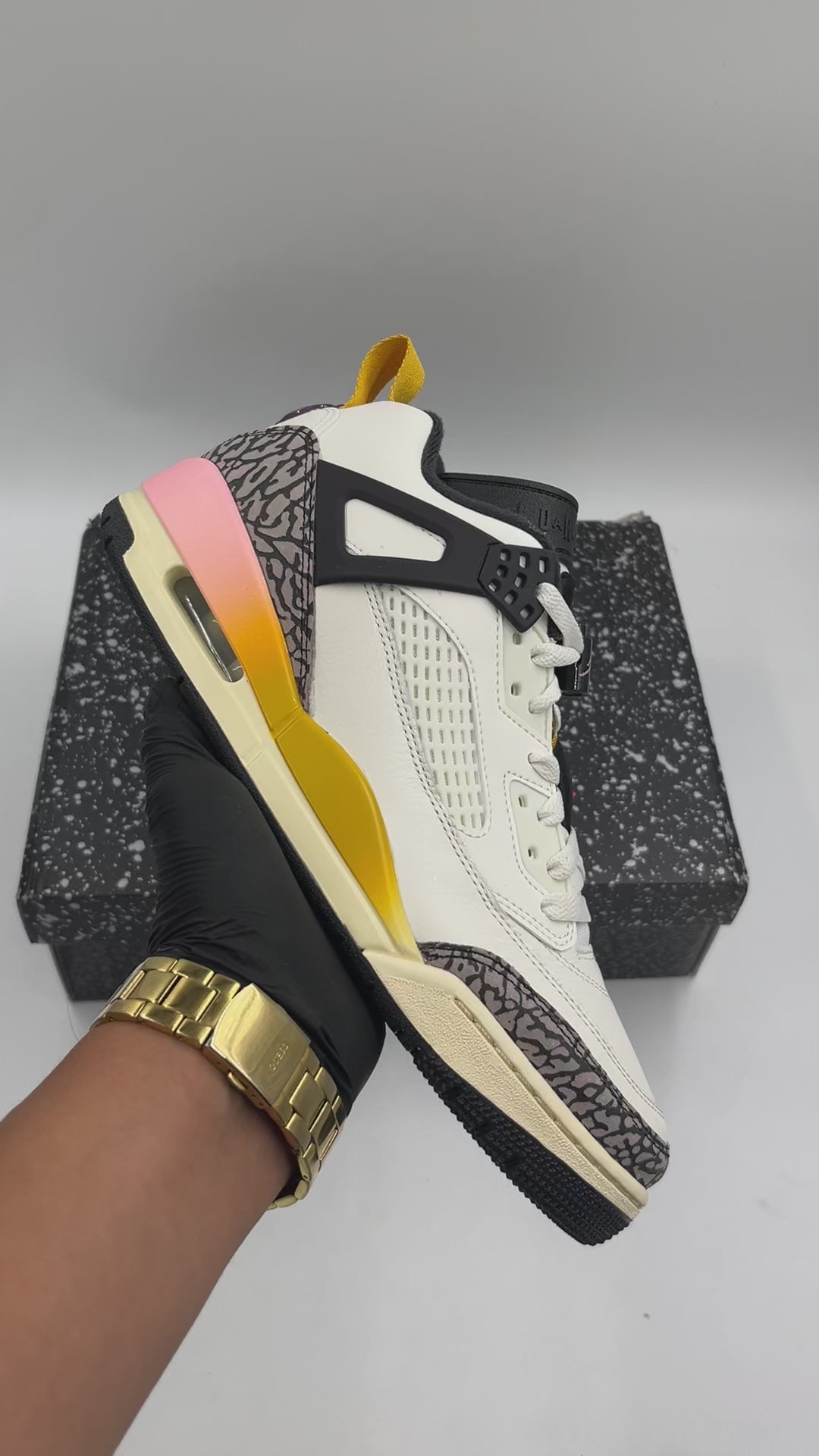 JORDAN SPIZIKE LOW