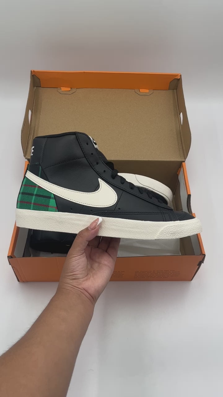 NIKE BLAZER MID '77 PRM