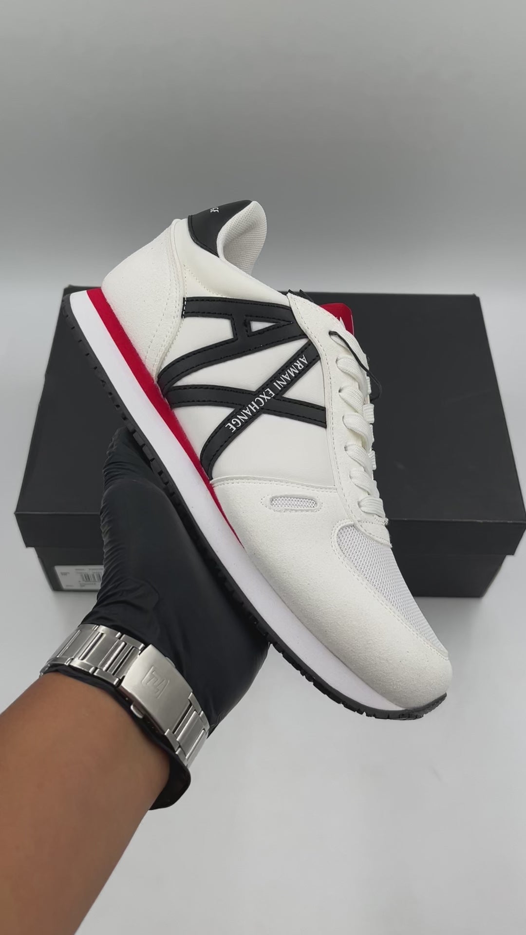 OP.WHITE + BLACK