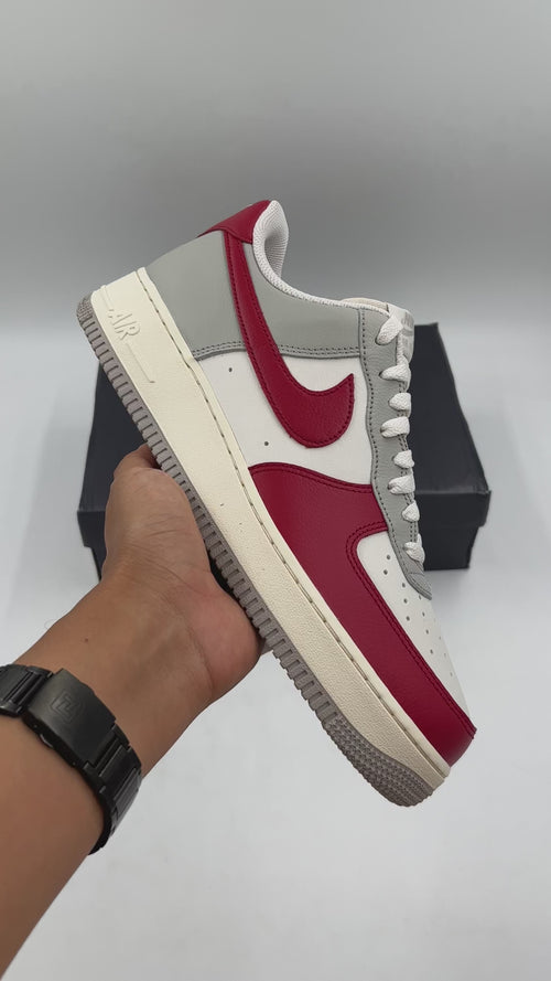 AIR FORCE 1 '07 LV8