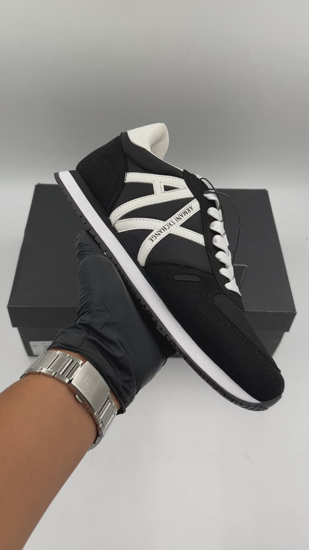 ARMANI EXCHANGE BLACK WHITE