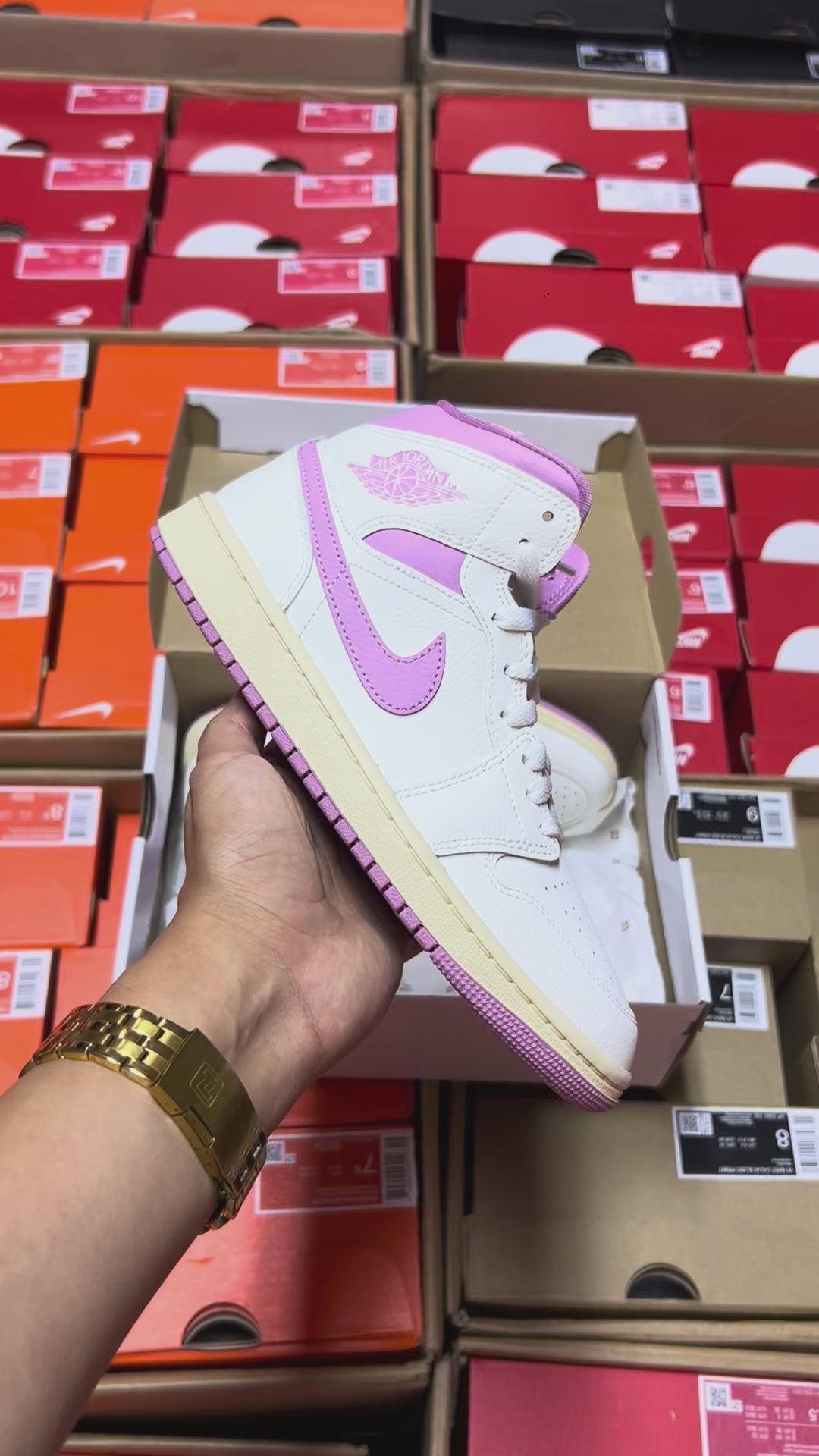 AIR JORDAN 1 MID