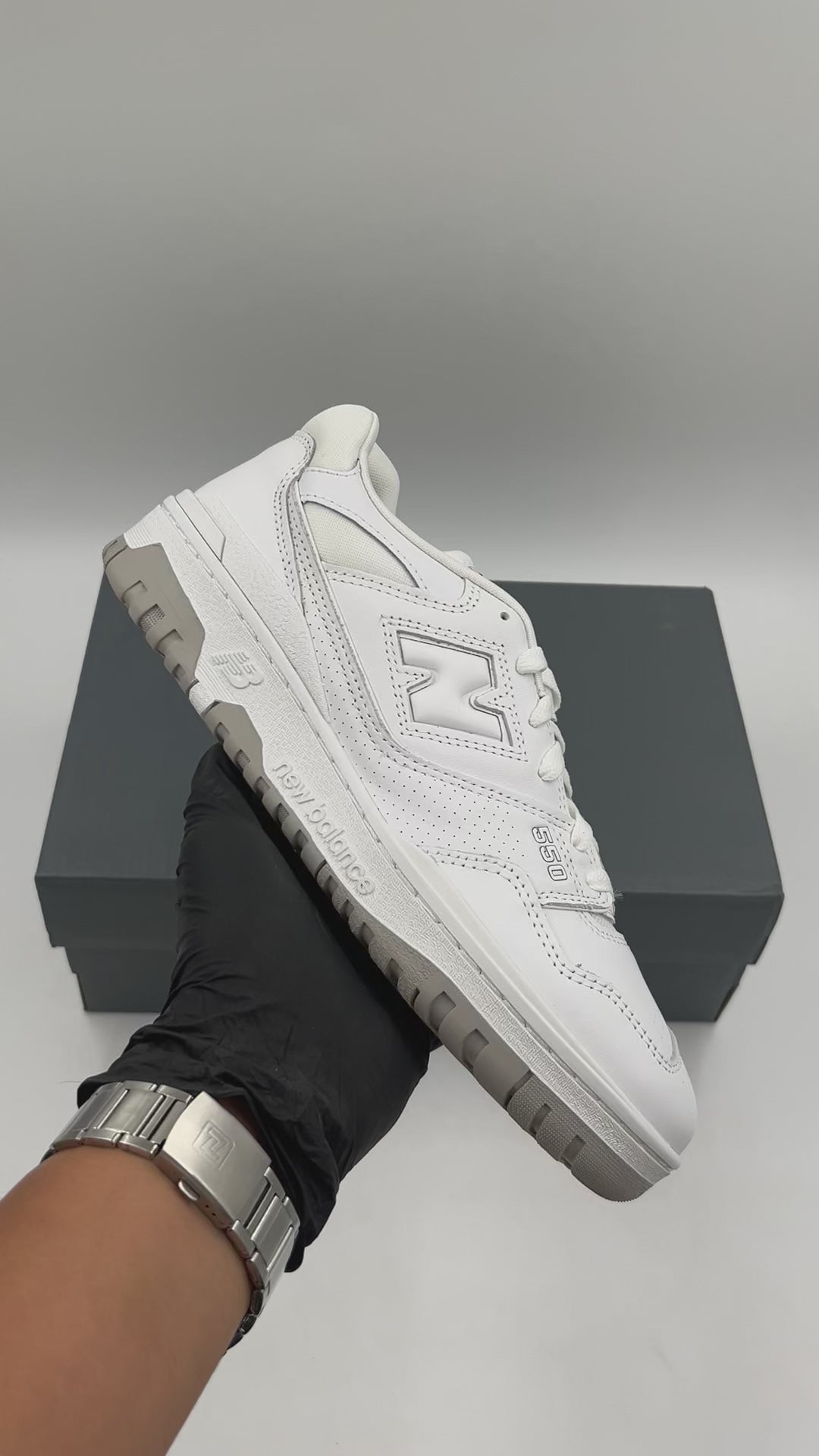 NEW BALANCE BB550PB1
